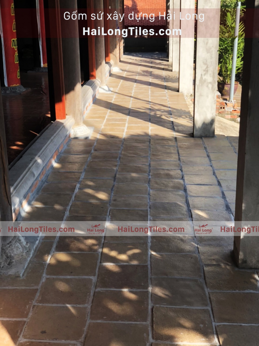 gạch lát nền chùa