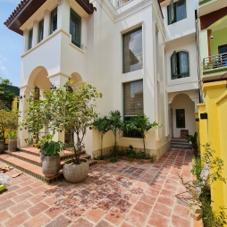 kiến trúc địa trung hải