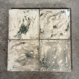 gạch trắng vân đá xanh