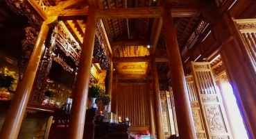 gạch lát nhà thờ