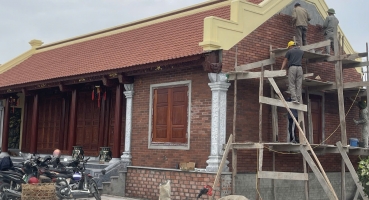 Gạch thẻ đùn thủ công ốp tường Nhà thờ tổ - Hải Phòng