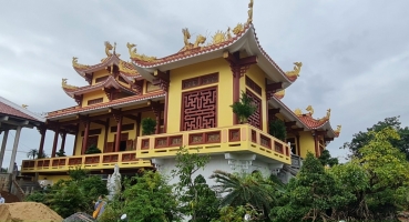 ngói âm dương kiến trúc chùa Hoa Long - Thầy Viên Chơn Bình Định