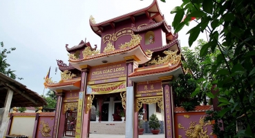 Ngói lợp chùa Giác Long Vĩnh Long