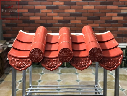 Ngói âm dương men sứ đỏ Hải Long Tiles Bát Tràng