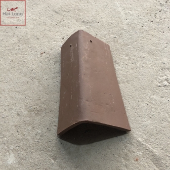 ngói bò cạnh vuông