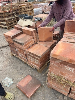 Gạch Bát Tràng màu cam đất (Tone đậm) 01