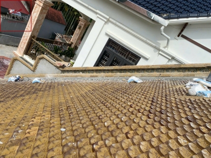 Cách lợp ngói mũi hài cổ