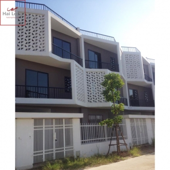 Gạch thông gió tam giác tráng men - Hải Long Tiles